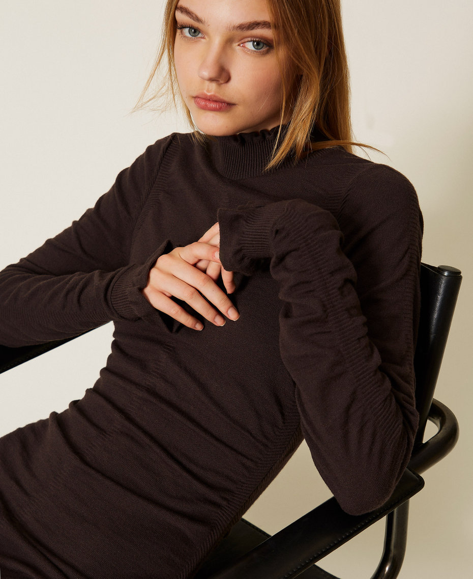 Long knit dress with gathering Black Chocolate Woman 252TT3152_11054_04