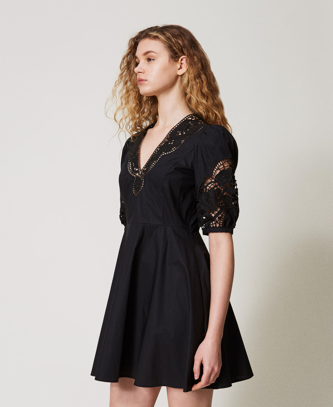 Short dress in broderie anglaise poplin Black Woman 251TT2334_00006_02