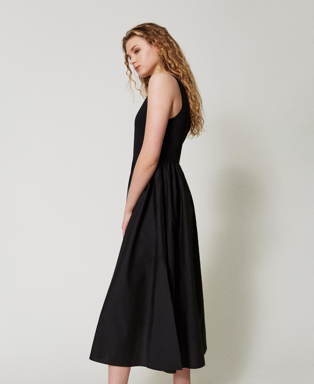 Robe longue en maille et popeline Noir Femme 251TT3090_00006_02