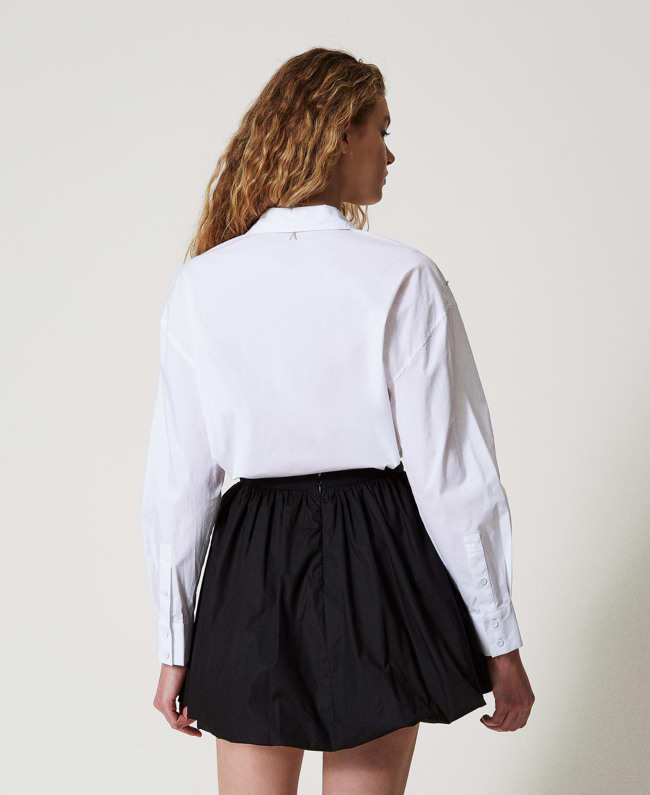 251TF202B_00006_03?quality=