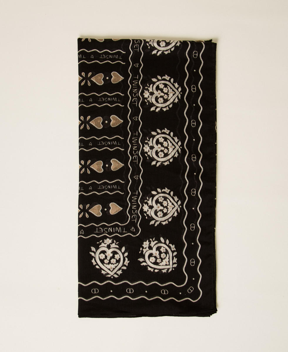 Kefiah con stampa a cuori e Oval T Nero Donna 252TO5151_00006_01