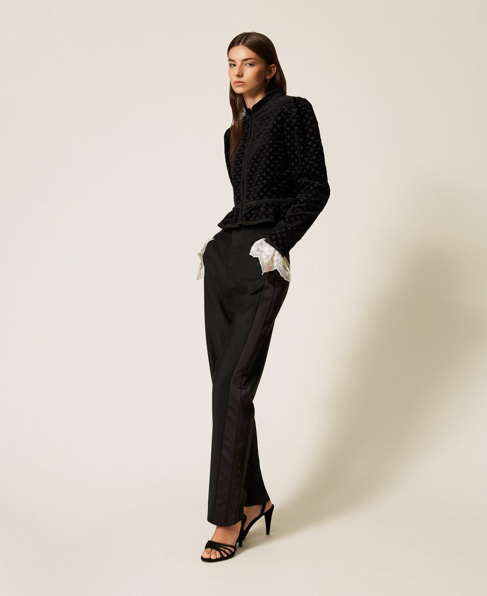 Pantalon couture avec bandes en satin