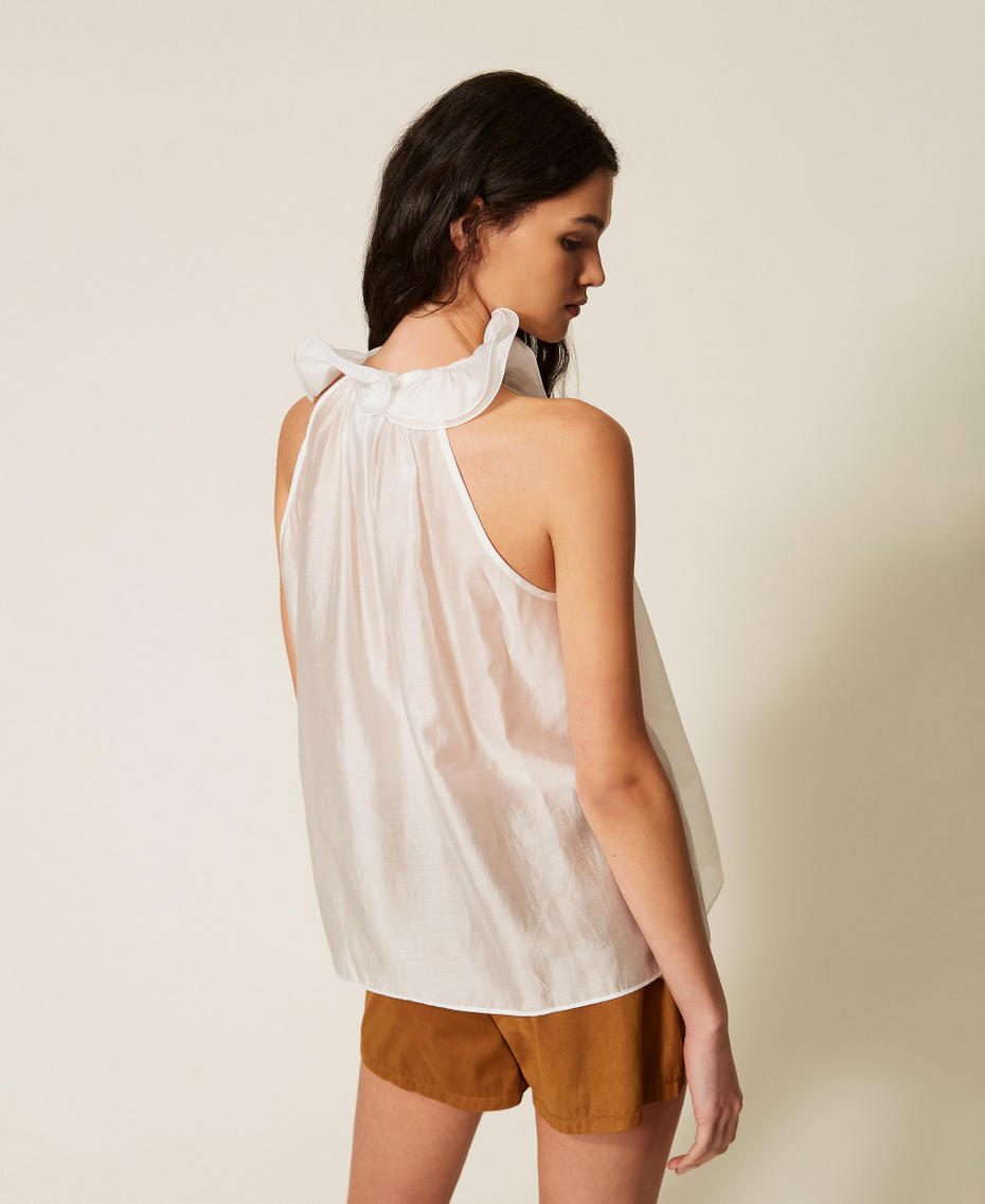 Top aus Voile mit Volant Mattwei&szlig; Frau 261AP2184_00526_03