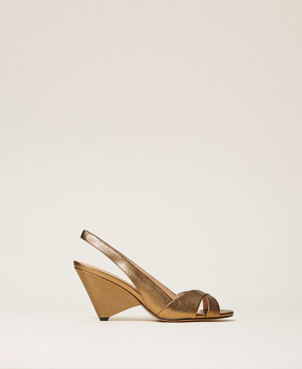 Sandali in pelle laminata