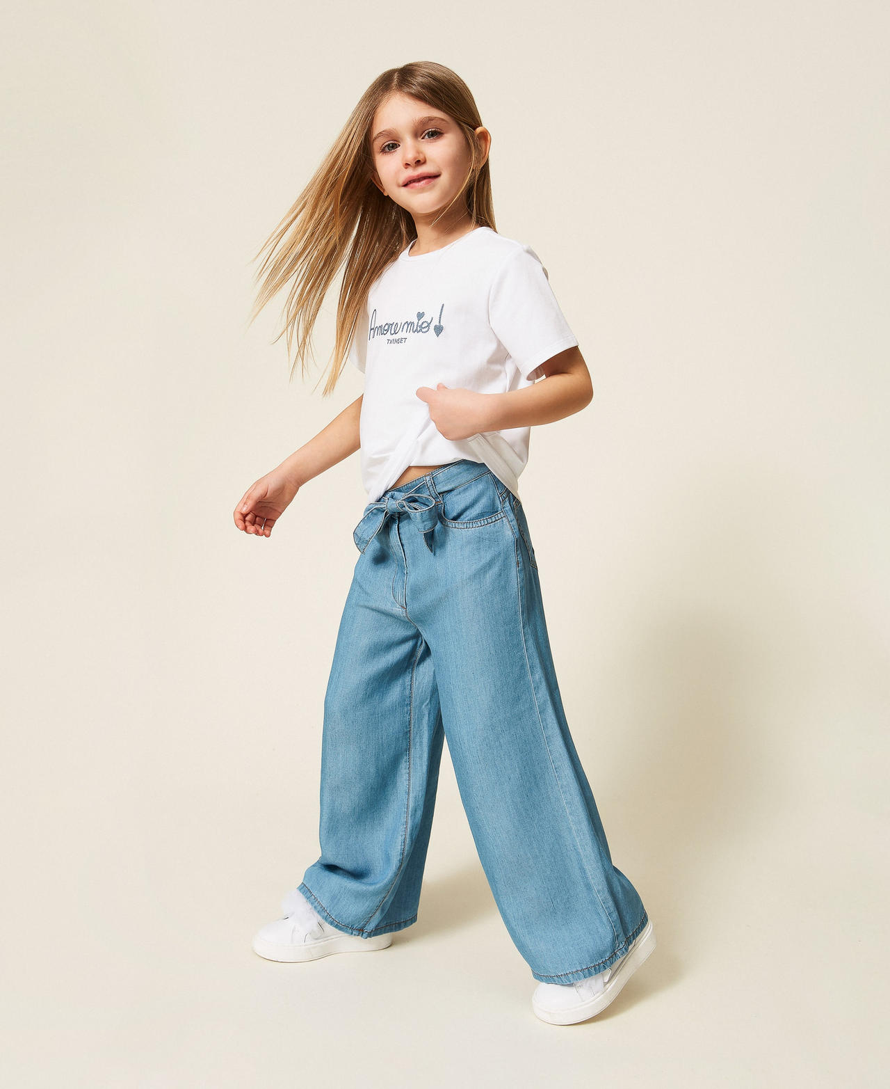 Jean ample pour fille avec ceinture