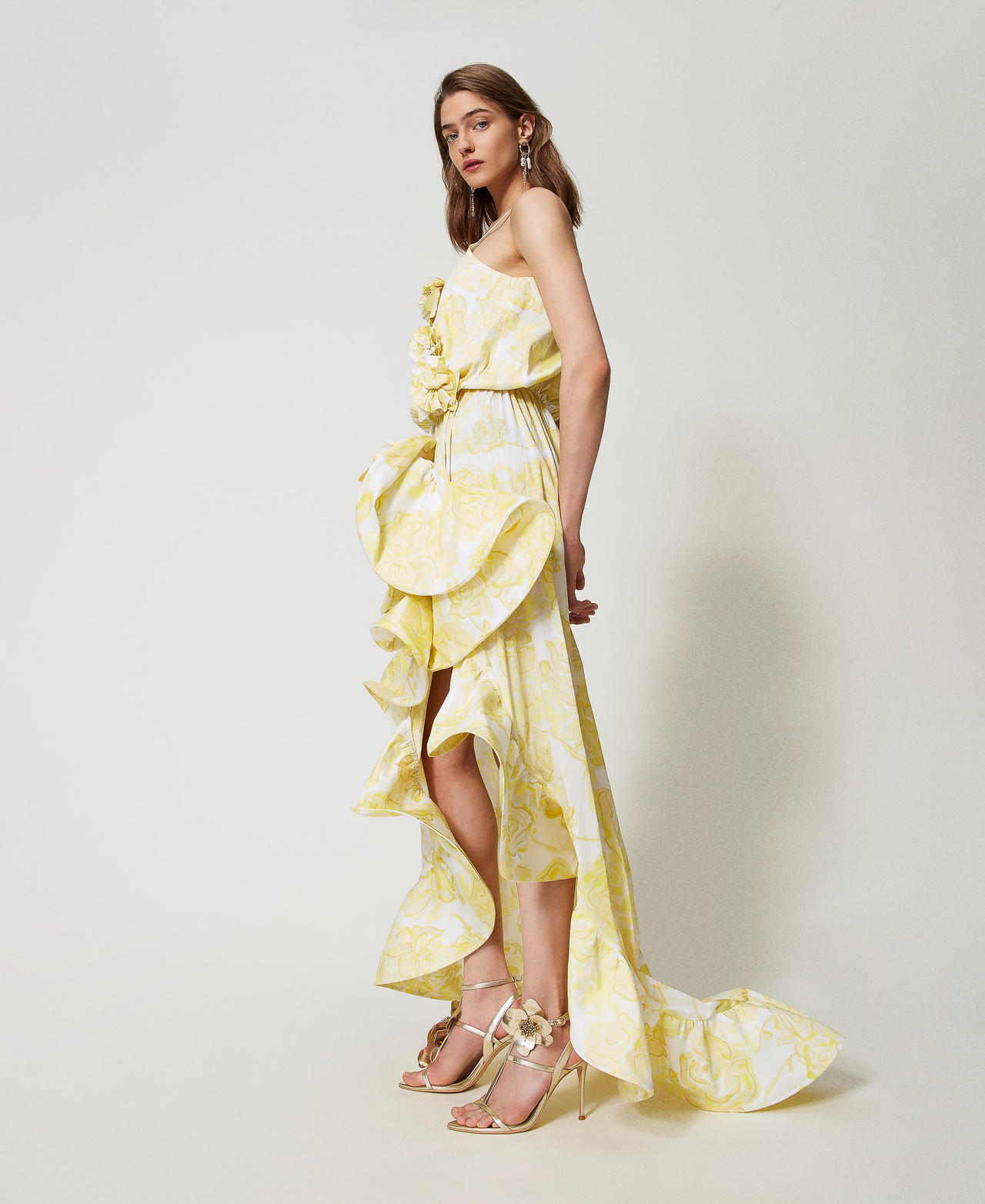 Robe longue avec roses appliqu&eacute;es et volants Yellow Pear Roses Femme 251AX2037_12434_01