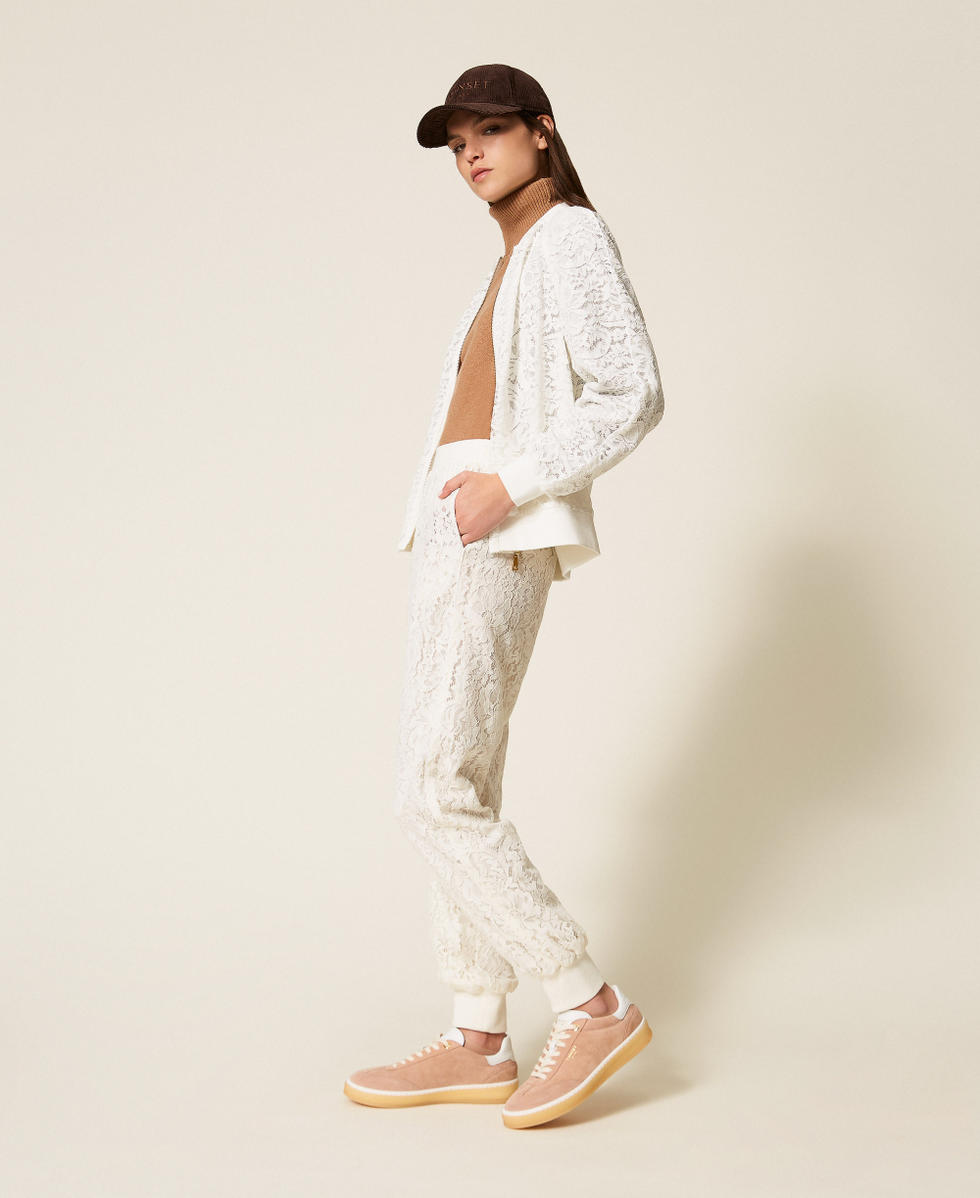 Pantaloni joggers in pizzo Off White Donna 252LL2JBB_00526_02