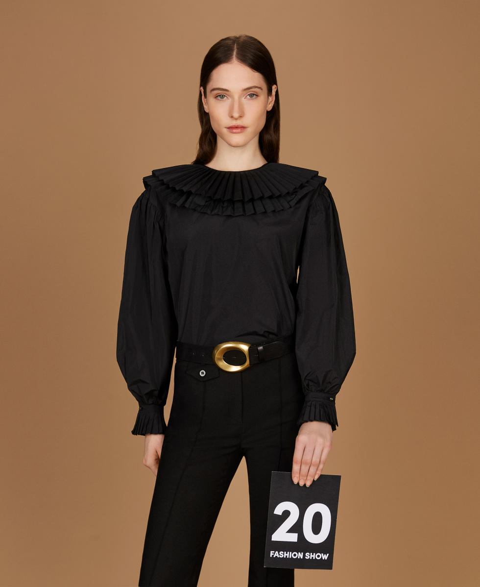 Chemise en taffetas avec volants