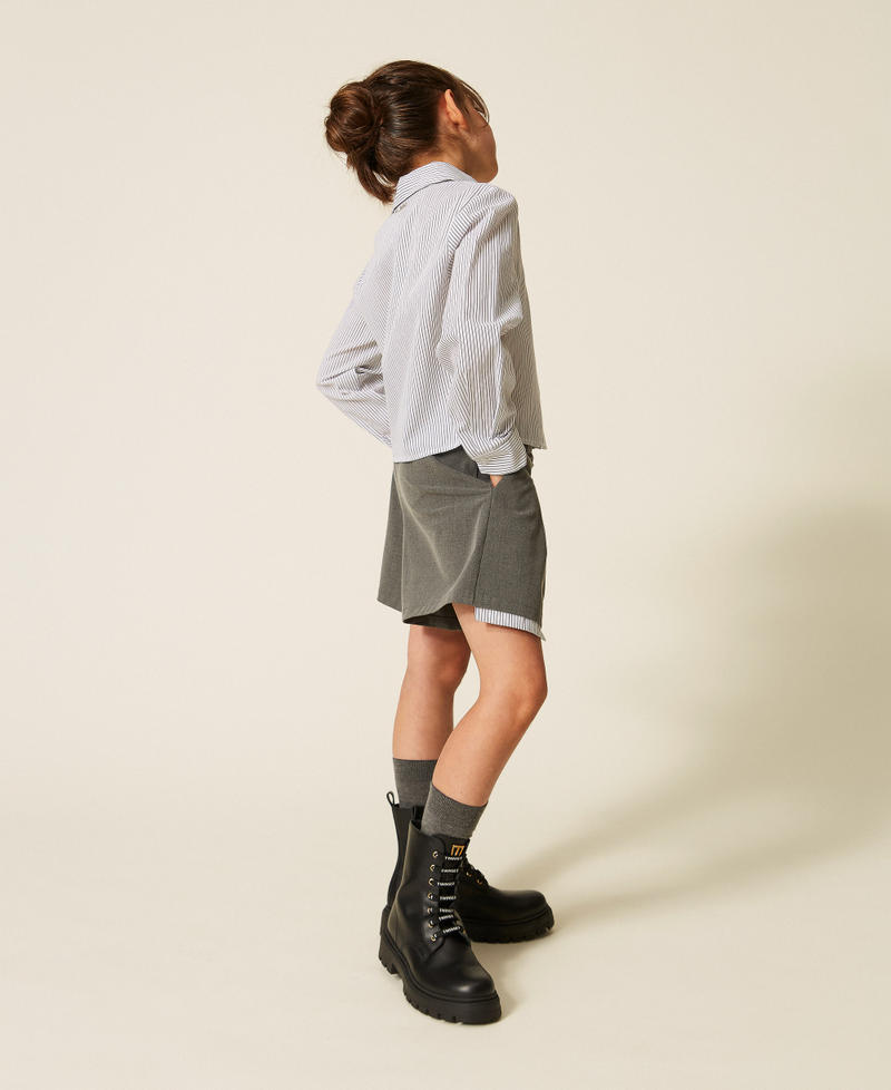 Chemise en popeline ray&eacute;e Rayure Blanc Cass&eacute;/Gris Anthracite Fille 262GJ214A_13821_02