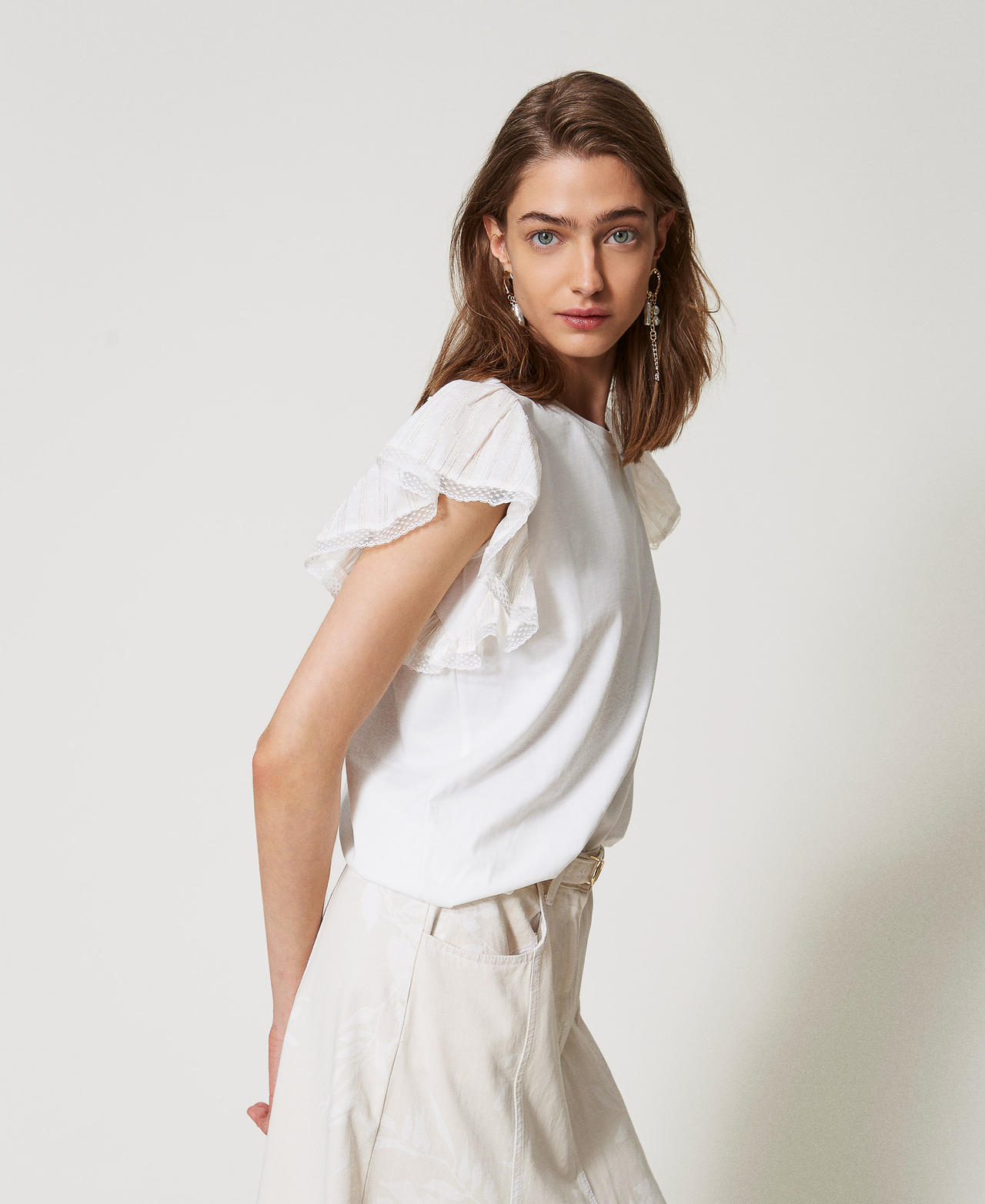 T-shirt with fil coup&eacute; sleeves White Snow Woman 251TT2370_00282_02