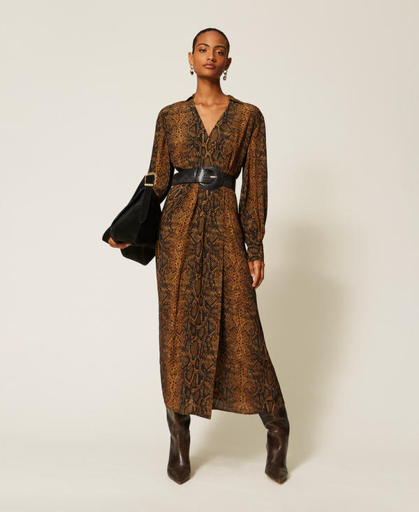 Maxikleid mit Pythonprint