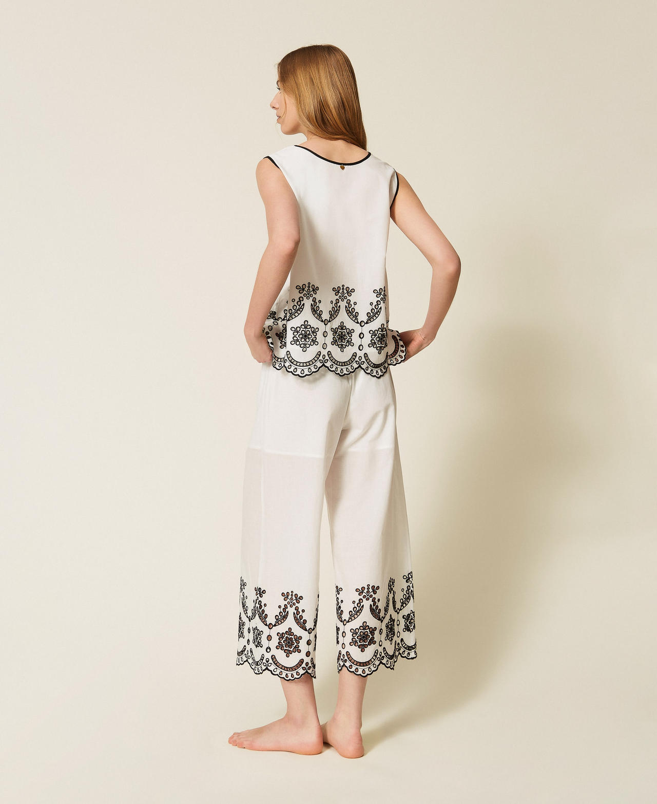 Short pyjamas with embroidery Off White/Black Woman 261LL2FCC_13288_03