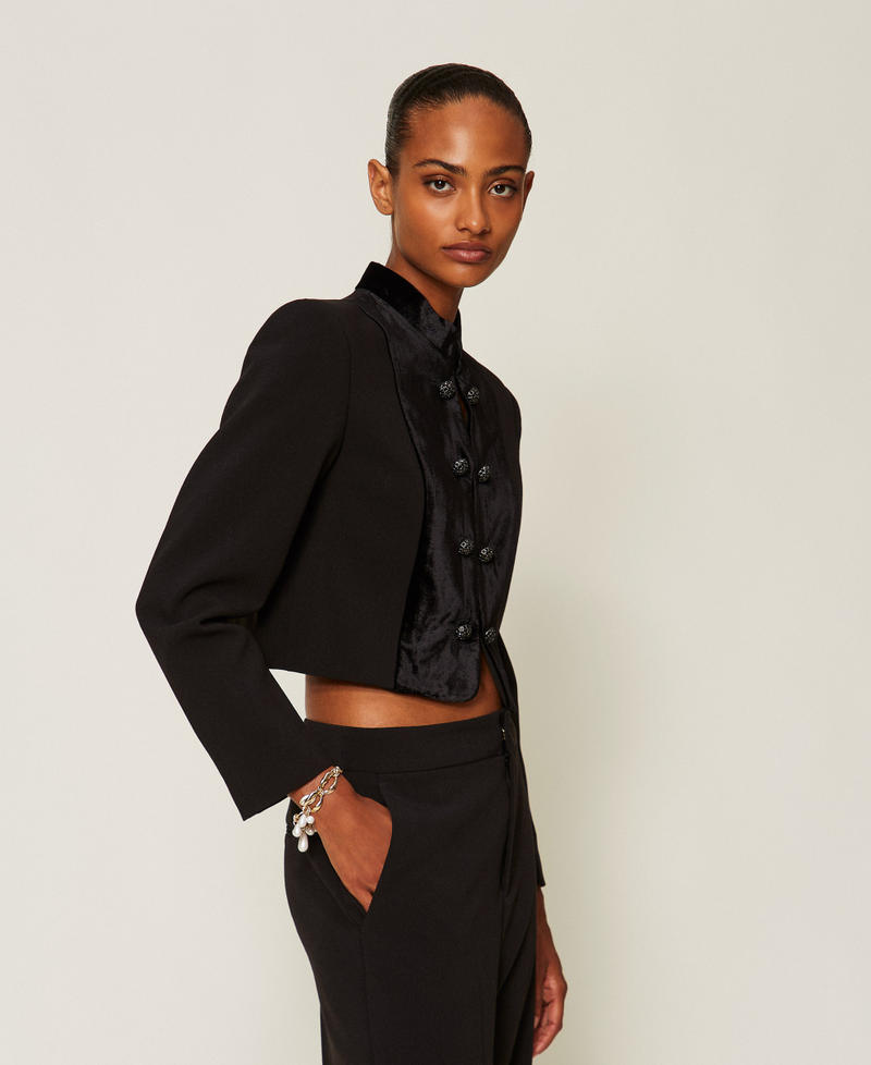 Spenzer-Jacke aus Cr&ecirc;pe und Samt Schwarz Frau 262TT2422_00006_02