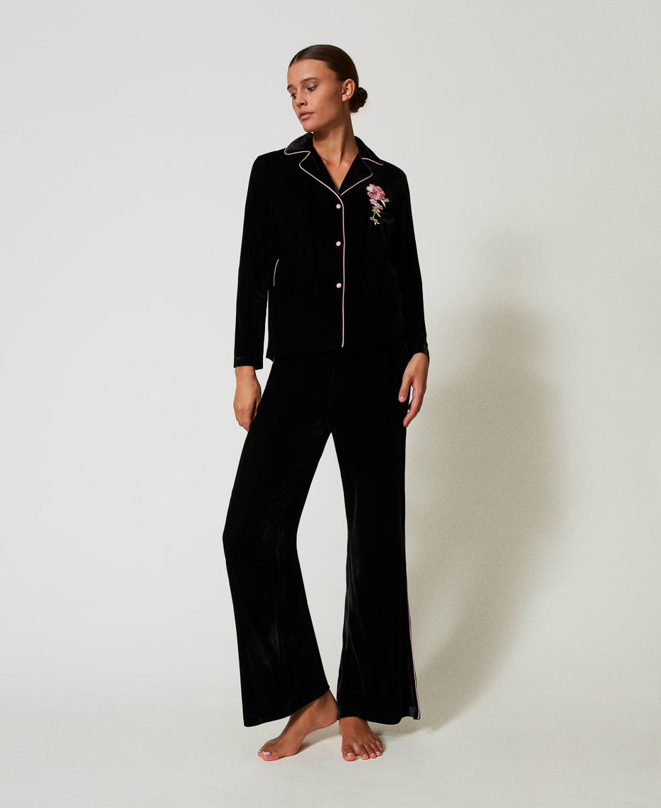 Mannish velvet pyjamas with embroidery