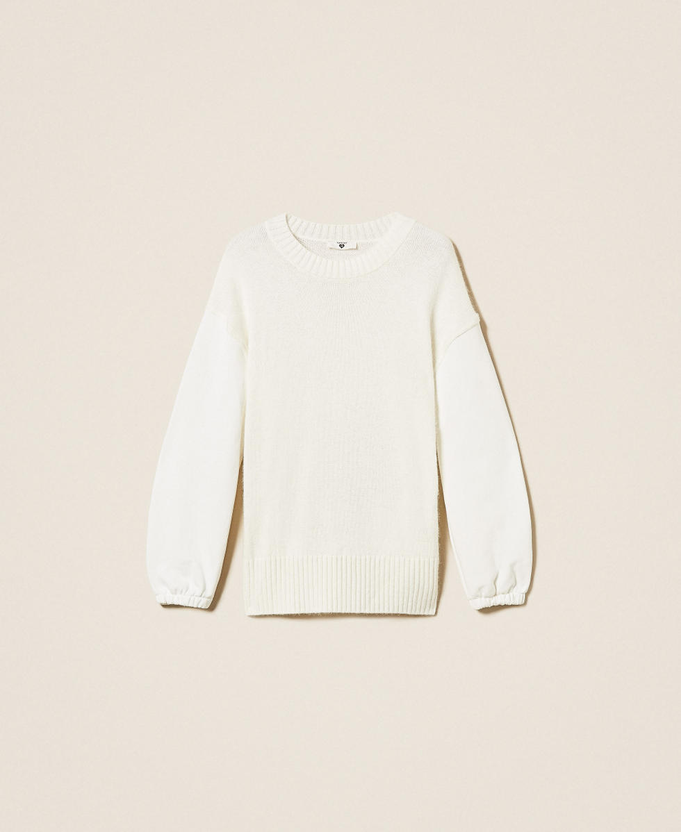 Knit jumper with plush sleeves