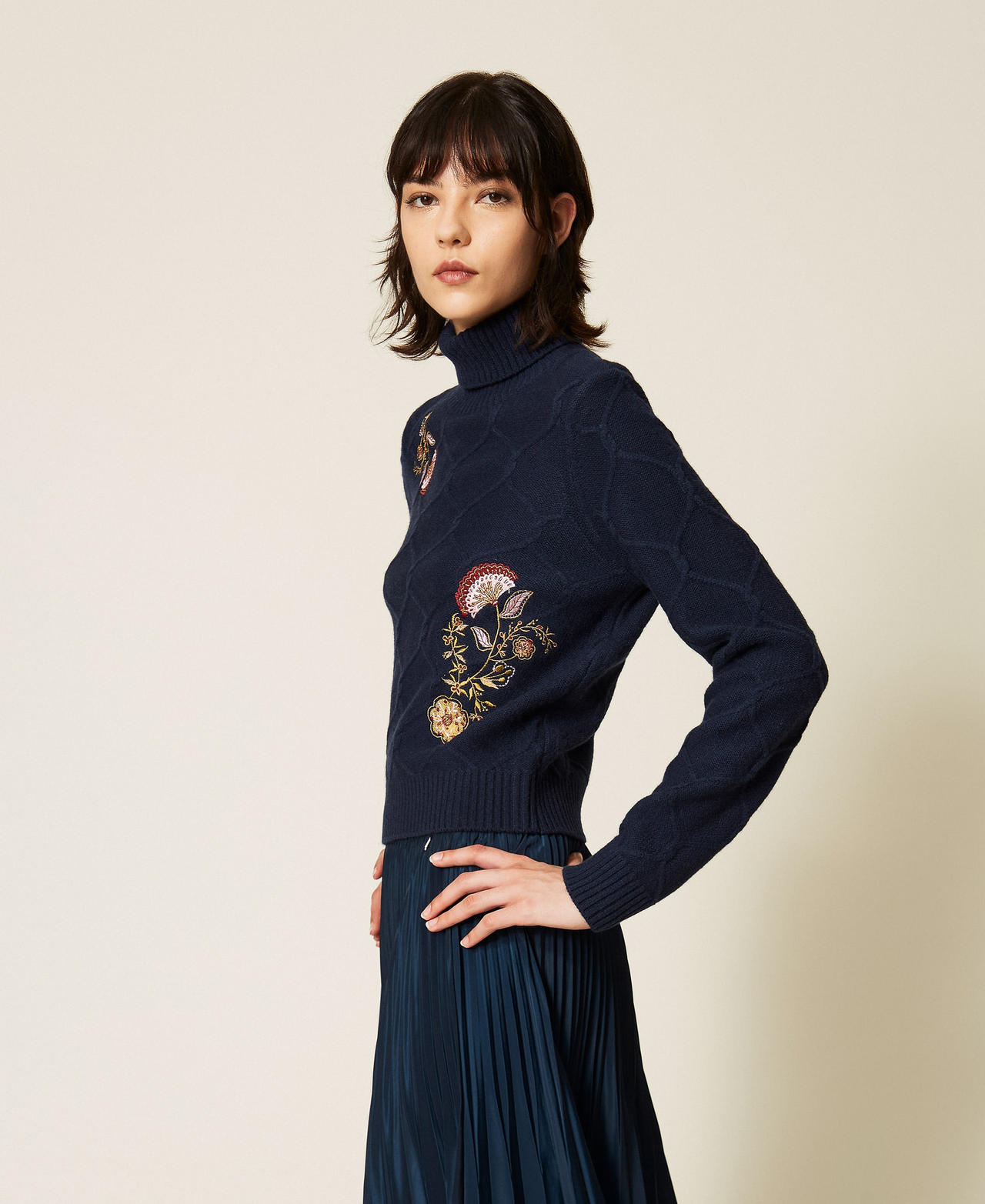 Turtleneck wool jumper with floral embroidery Blue Paint Woman 262AP3190_13182_02
