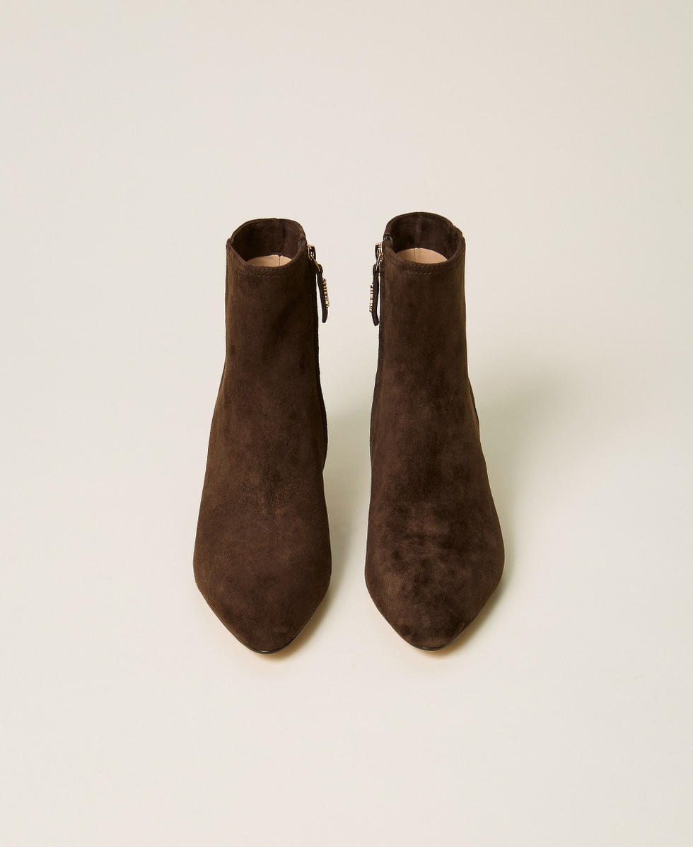 Stiefelette aus Veloursleder Darkness Brown Frau 262TCP142_13411_04