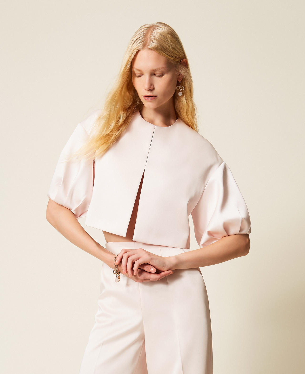 Blouson cropped en satin duchesse