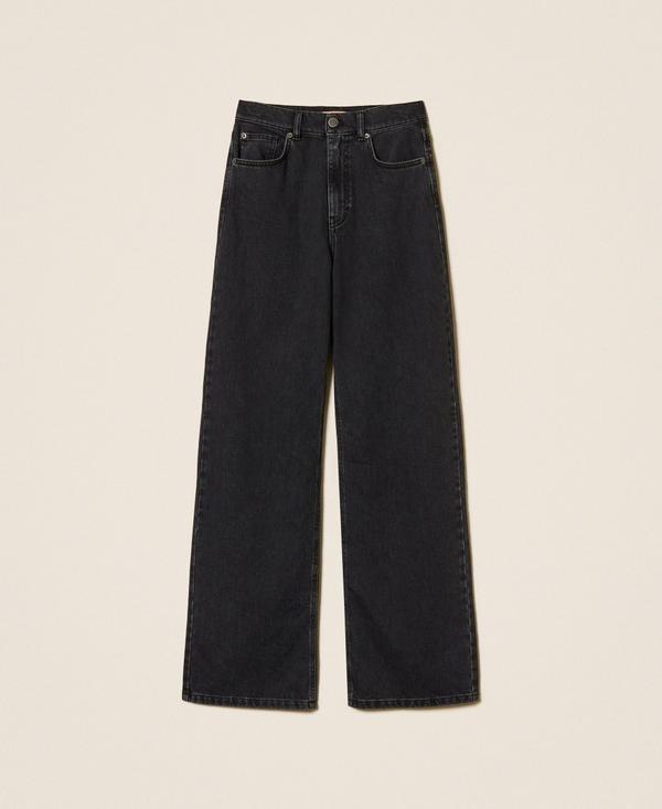 Black wide leg jeans with five pockets