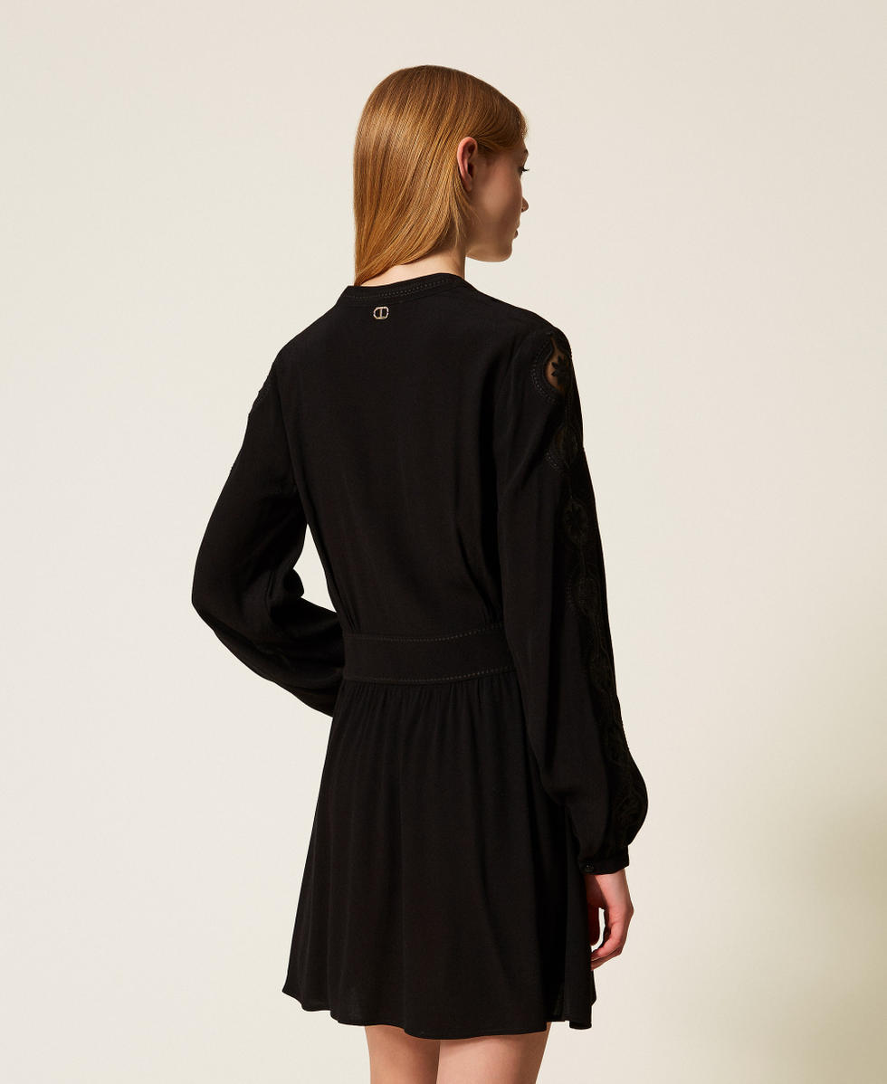 Abito corto in cr&ecirc;pe con ricamo Nero Donna 252TP2150_00006_03