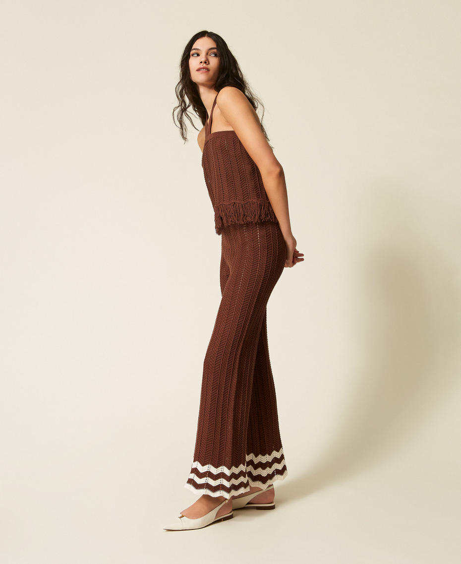 Pantalon en maille avec zigzag et franges Bicolore Chocolate Lab/Blanc &laquo;&nbsp;Milk&nbsp;&raquo; Femme 261AP3062_13363_02