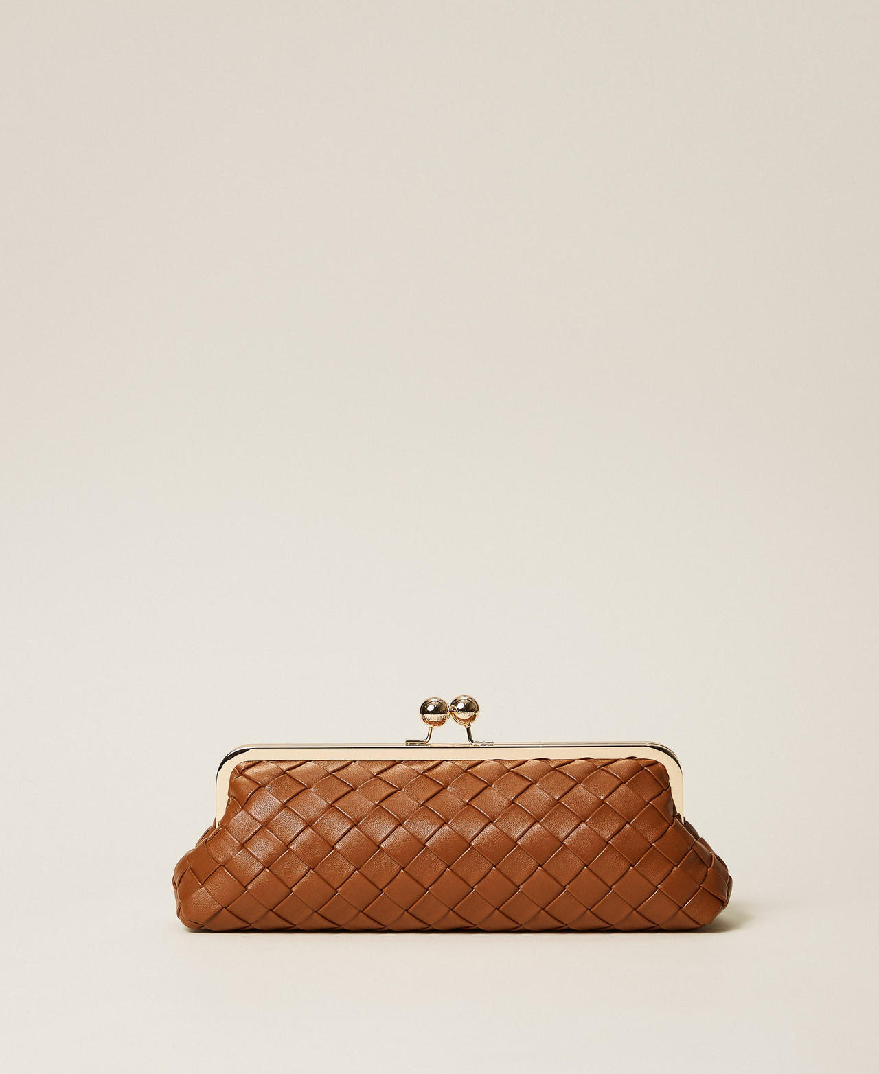 Pochette tressée à la main