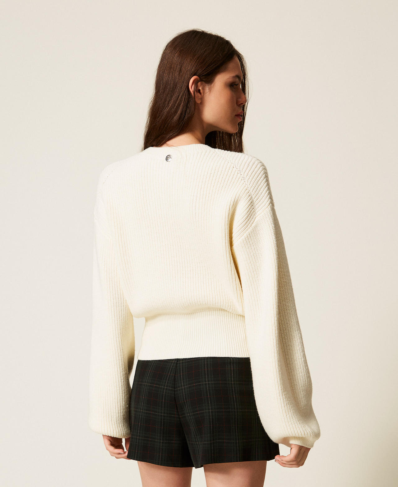 Pull cropped avec broderie Blanc Neige Femme 252AT3120_00282_03