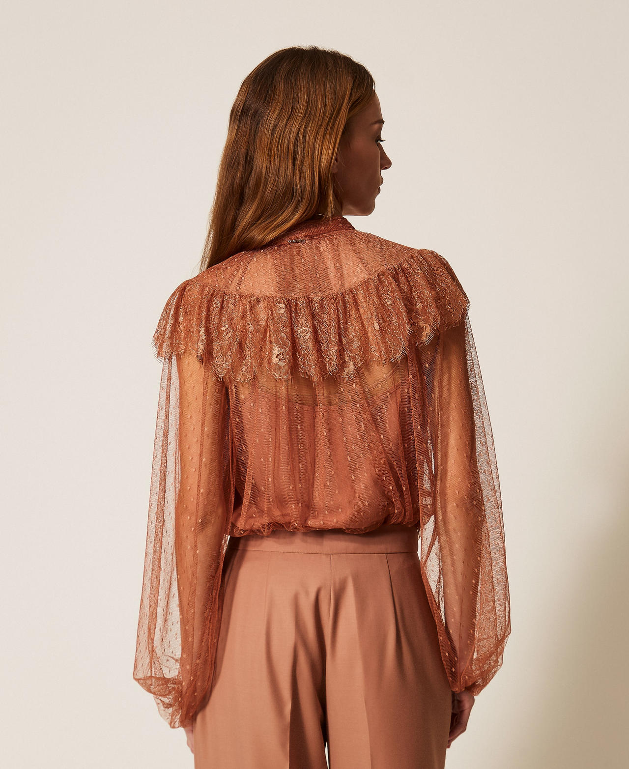 Plumetis tulle and lace blouse Mocha Mousse Brown Woman 261TP2772_13168_03