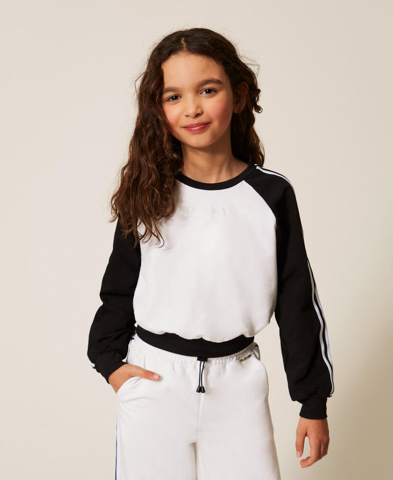 Sudadera color block con rayas Bicolor Blanco Roto / Negro Ni&ntilde;a 261GJ2230_02722_02