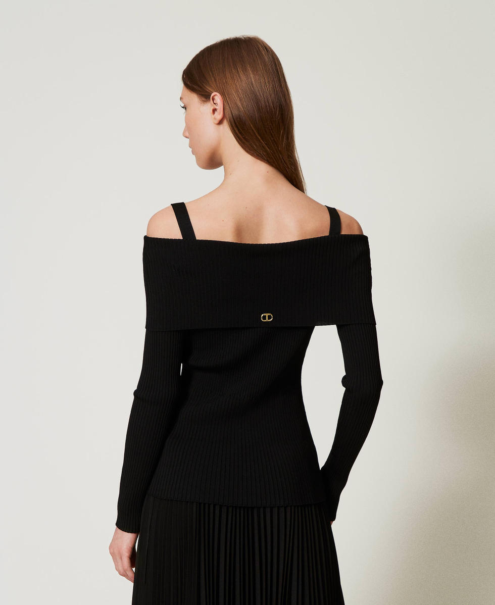 Fitted off-shoulder jumper Black Woman 251TP3031_00006_03