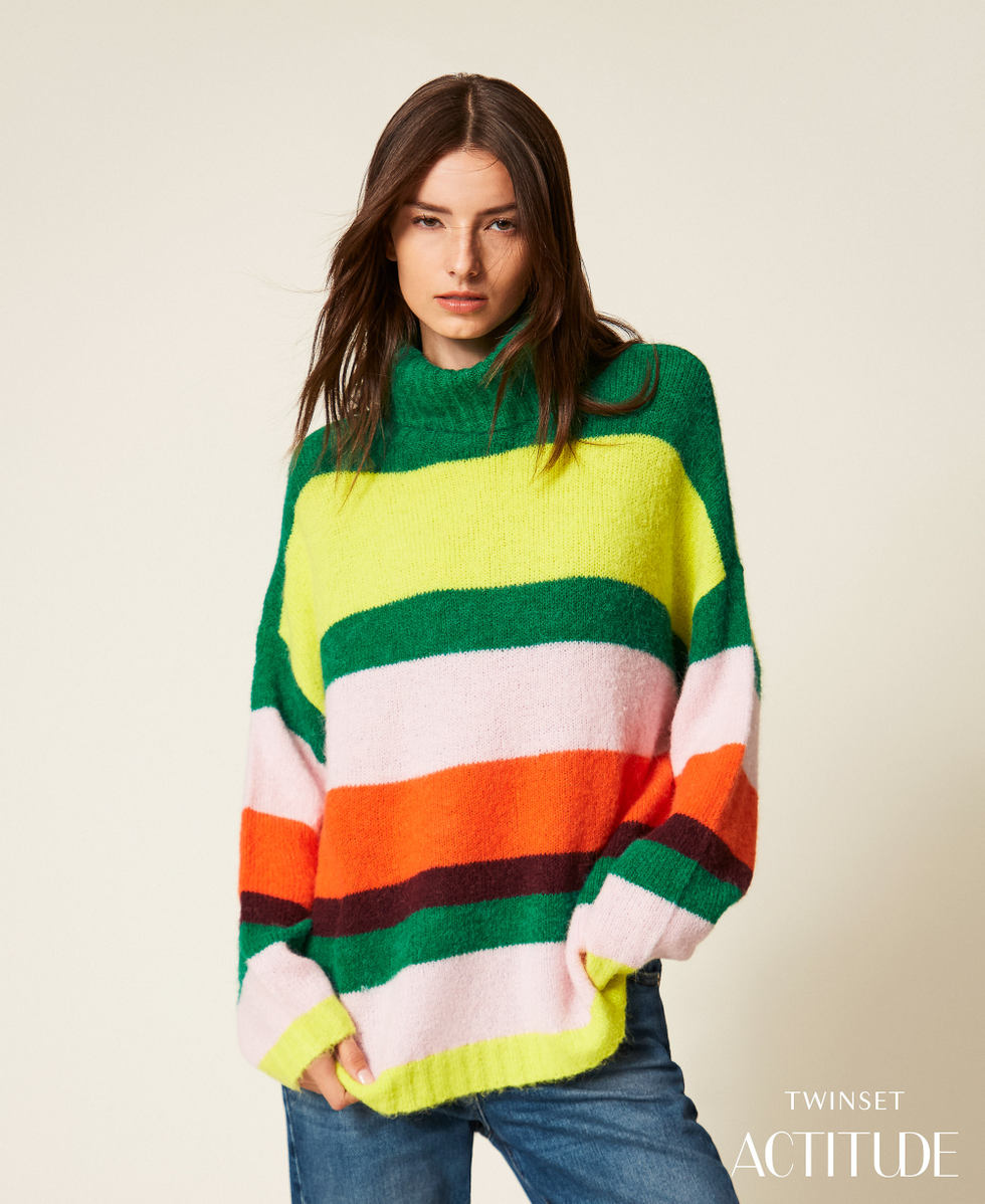 Gestreifter Rollkragenpullover Multicolor-Streifen Frau 252AT3180_12977_PA