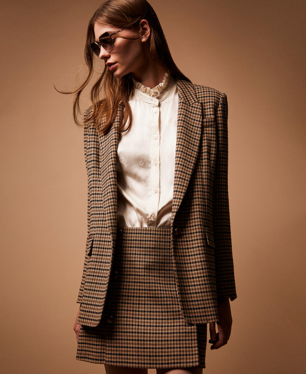 Wool blend chequered blazer