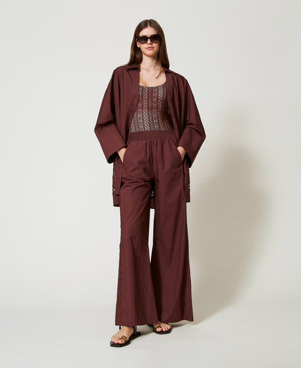 Pantaloni in popeline con crochet
