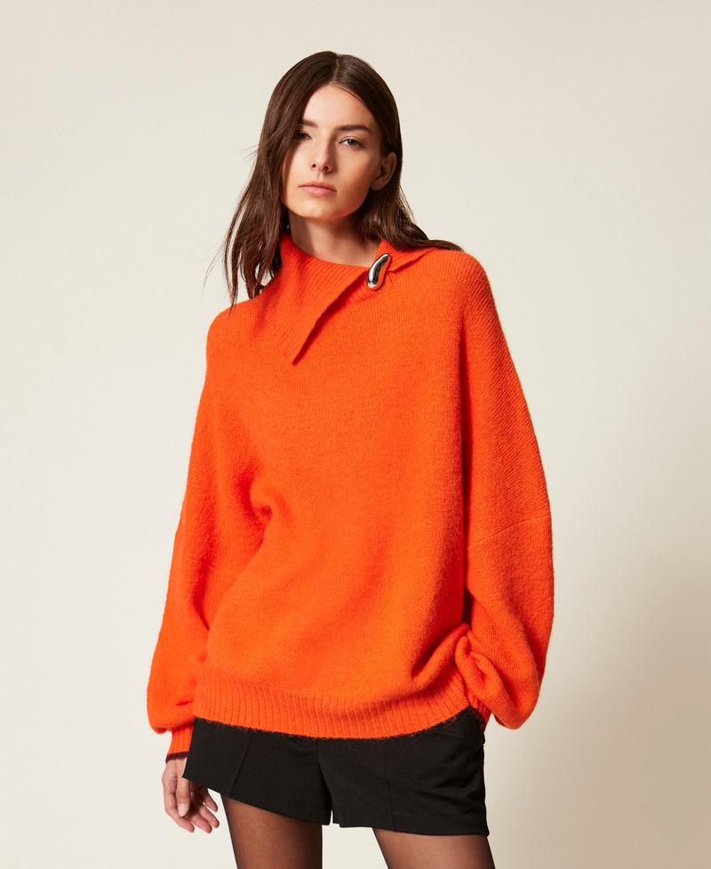 Pull col montant avec broche Orange « Orangeade »/Violet « Winetasting » Femme 252AT3111_13027_01