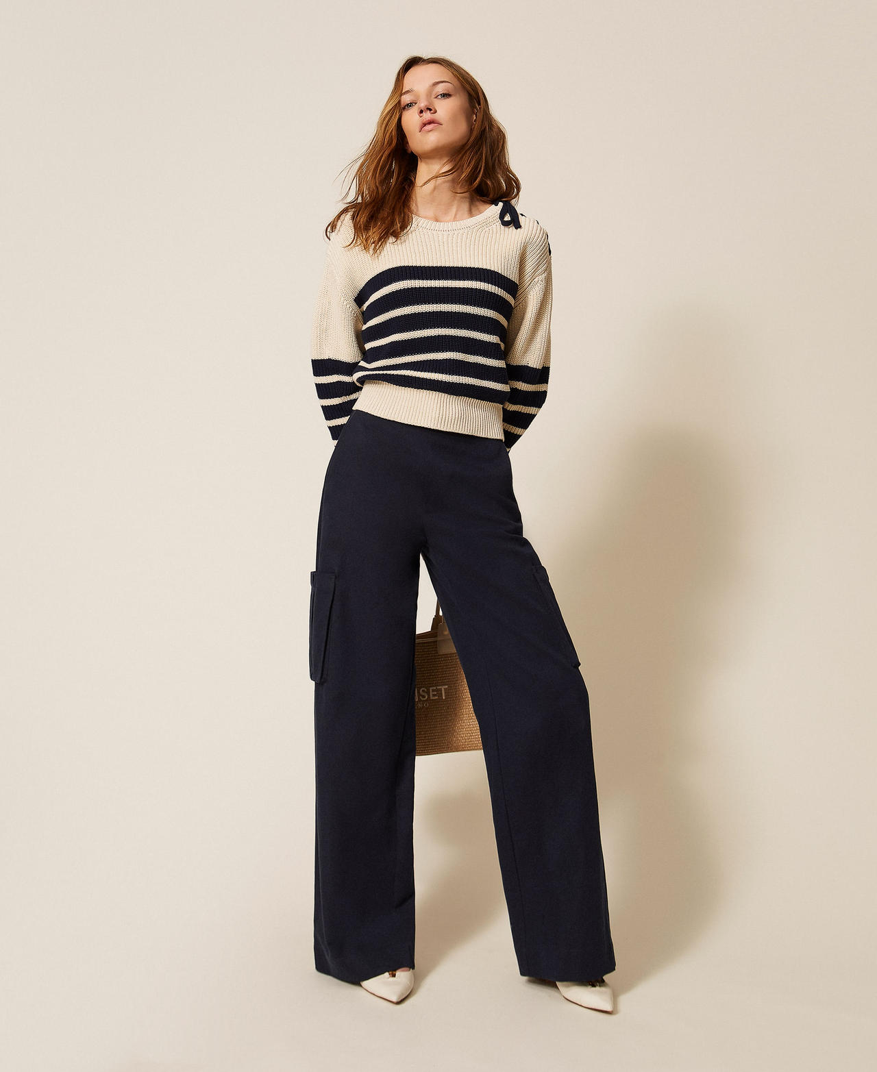 Pantalon cargo ample en gabardine