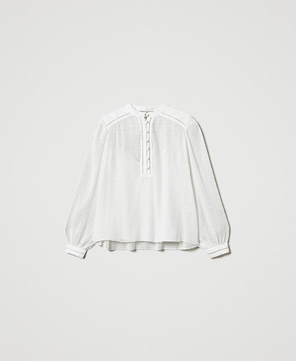 Georgette blouse with pleats and embroidery