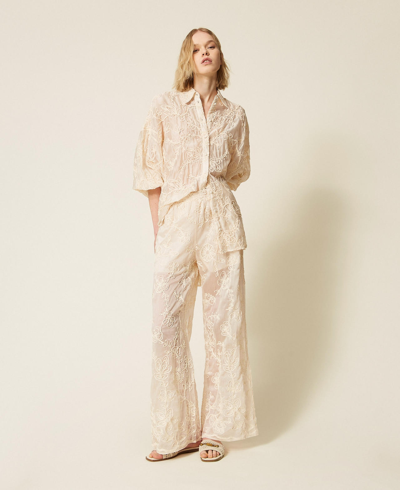 Pantalon en mousseline avec broderie Cornely