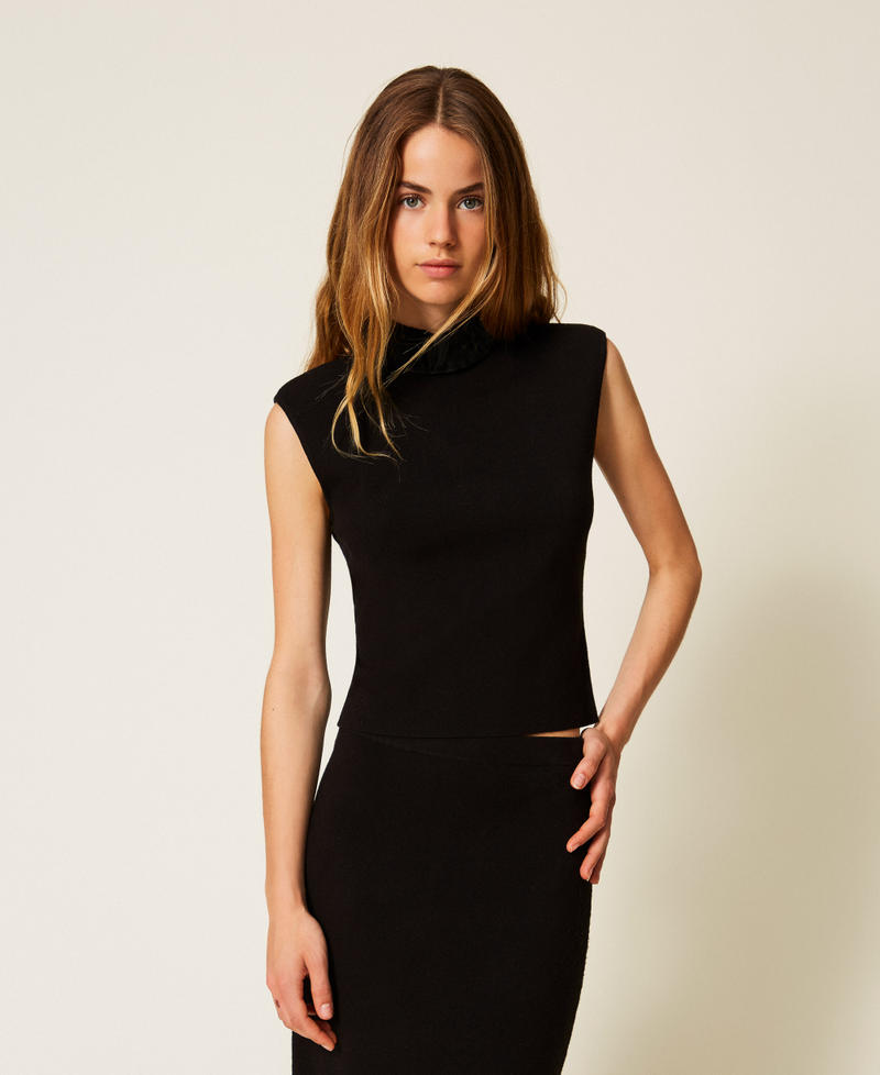 Oberteil aus Gestrick und Organza Schwarz Frau 252AP3011_00006_01