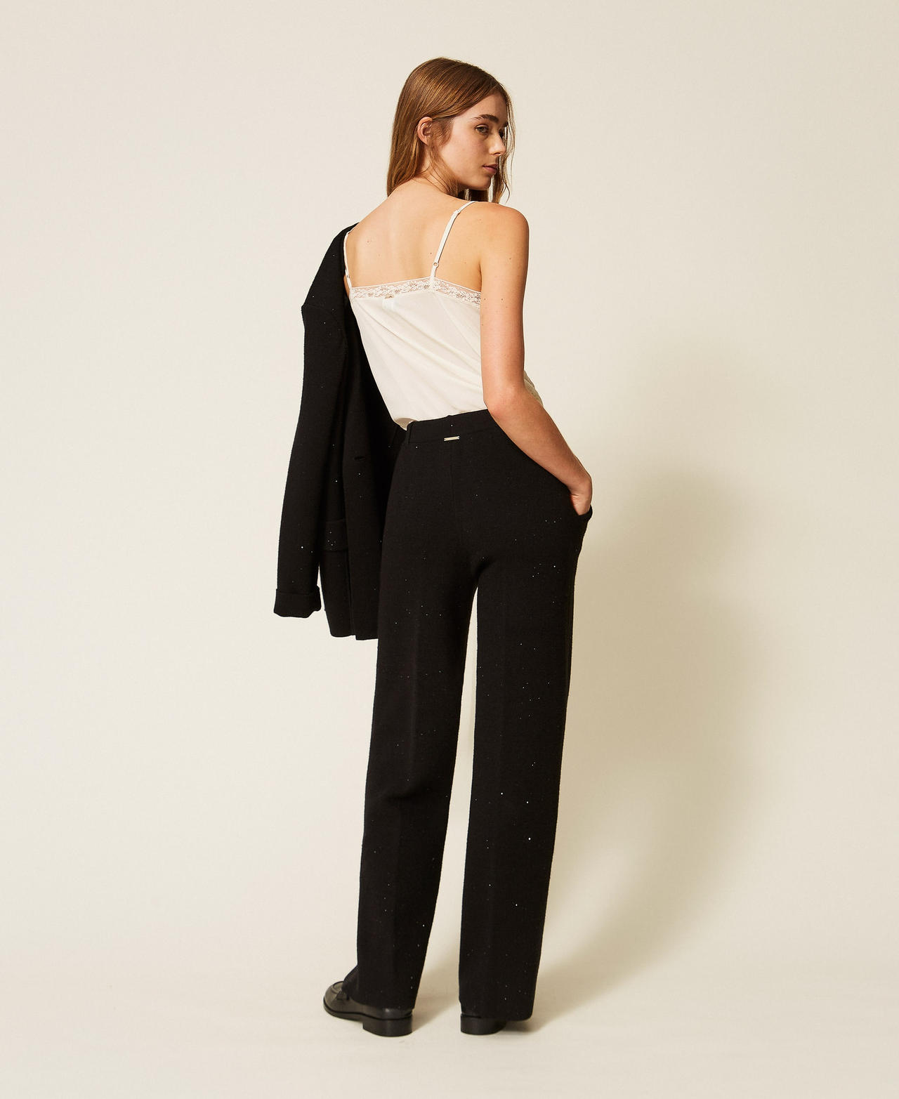 Pantaloni in maglia con paillettes Nero Donna 262LI3PBB_00006_03