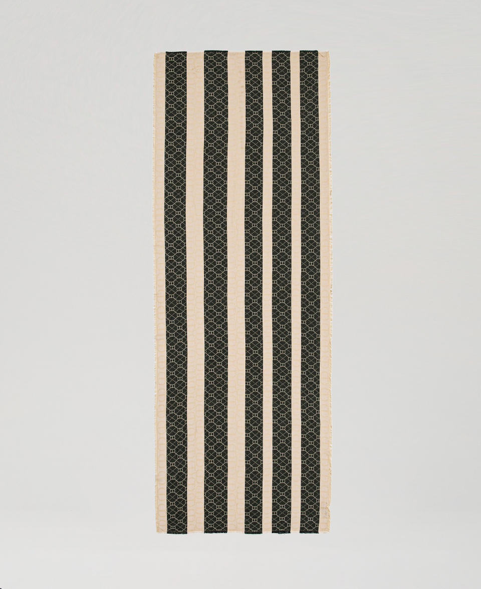 Jacquardstola mit „Oval T“-Alloverdessin Zweifarbig Schwarz / Delicate Beige Frau 251TA4210_12213_05