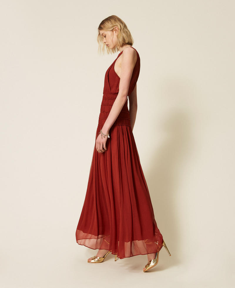&Auml;rmelloses langes Kleid aus Krepon &bdquo;Henna&ldquo; Brown Frau 261TT2041_13332_02