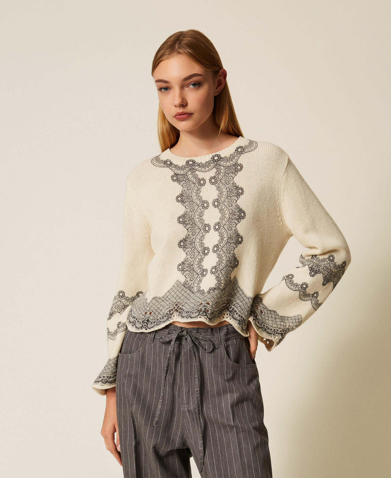 Wool blend jumper with placed print Snow White/Black Lace Print Woman 252TT3480_13040_01