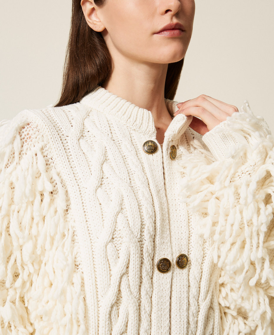 Cardigan aus Wollmischung mit Zopfmuster Weiß Schnee Frau 252TS3300_00282_05