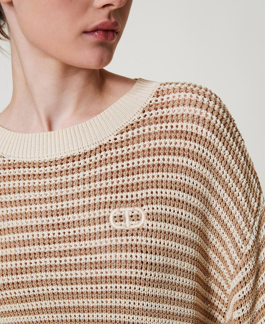 Gestreifter Pullover mit aufgesticktem Oval T Zweifarbig "Rope"-Beige / Delicate Beige Frau 251TP3321_12260_04