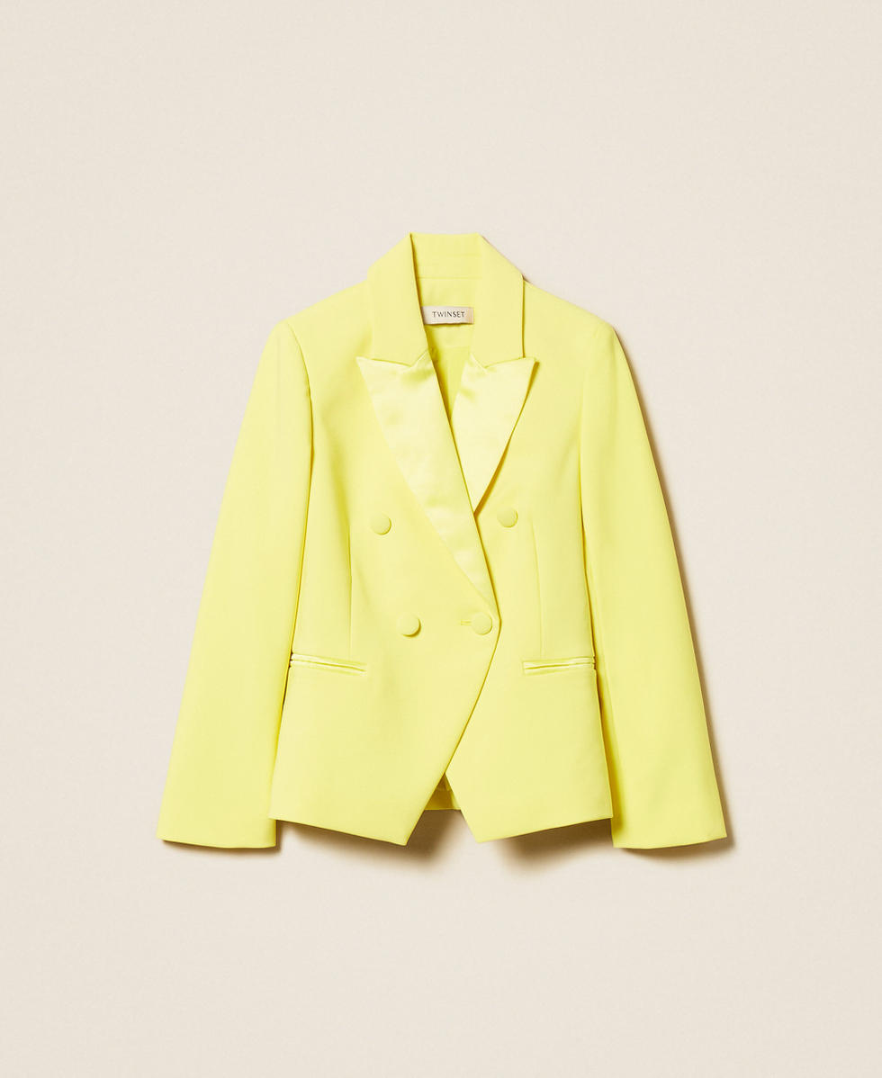 Cr&ecirc;pe and duchess blazer