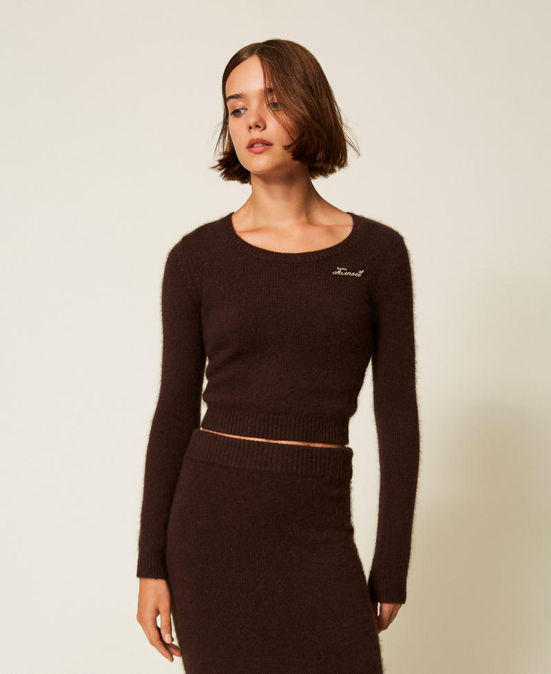 Pullover aus Angorawollmischung mit Schmuckbrosche Black Chocolate Frau 252TT3183_11054_01