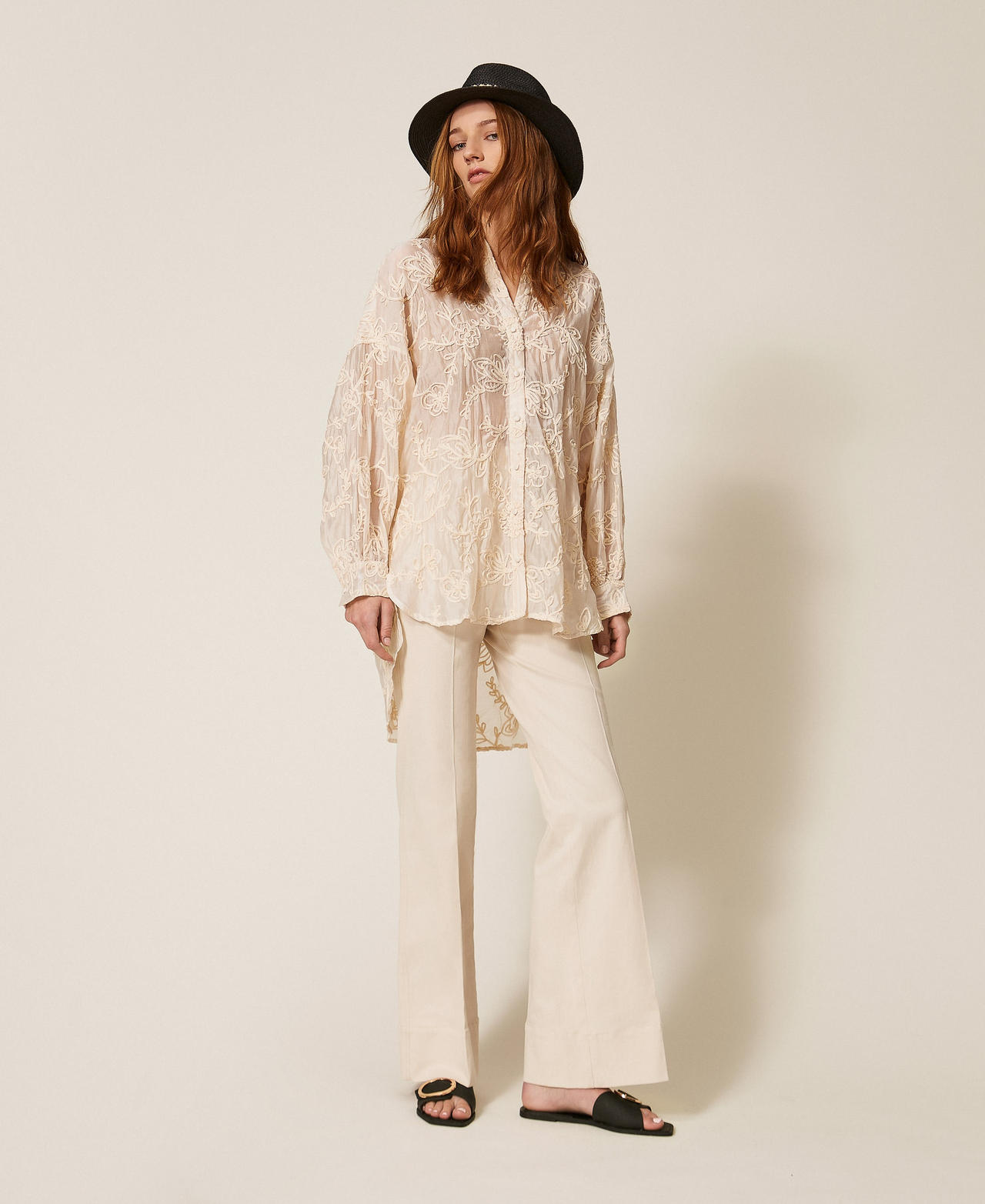 Hemdbluse aus Musselin mit Cornely-Stickerei Wei&szlig; Pergament Frau 261LB2UFF_00461_01
