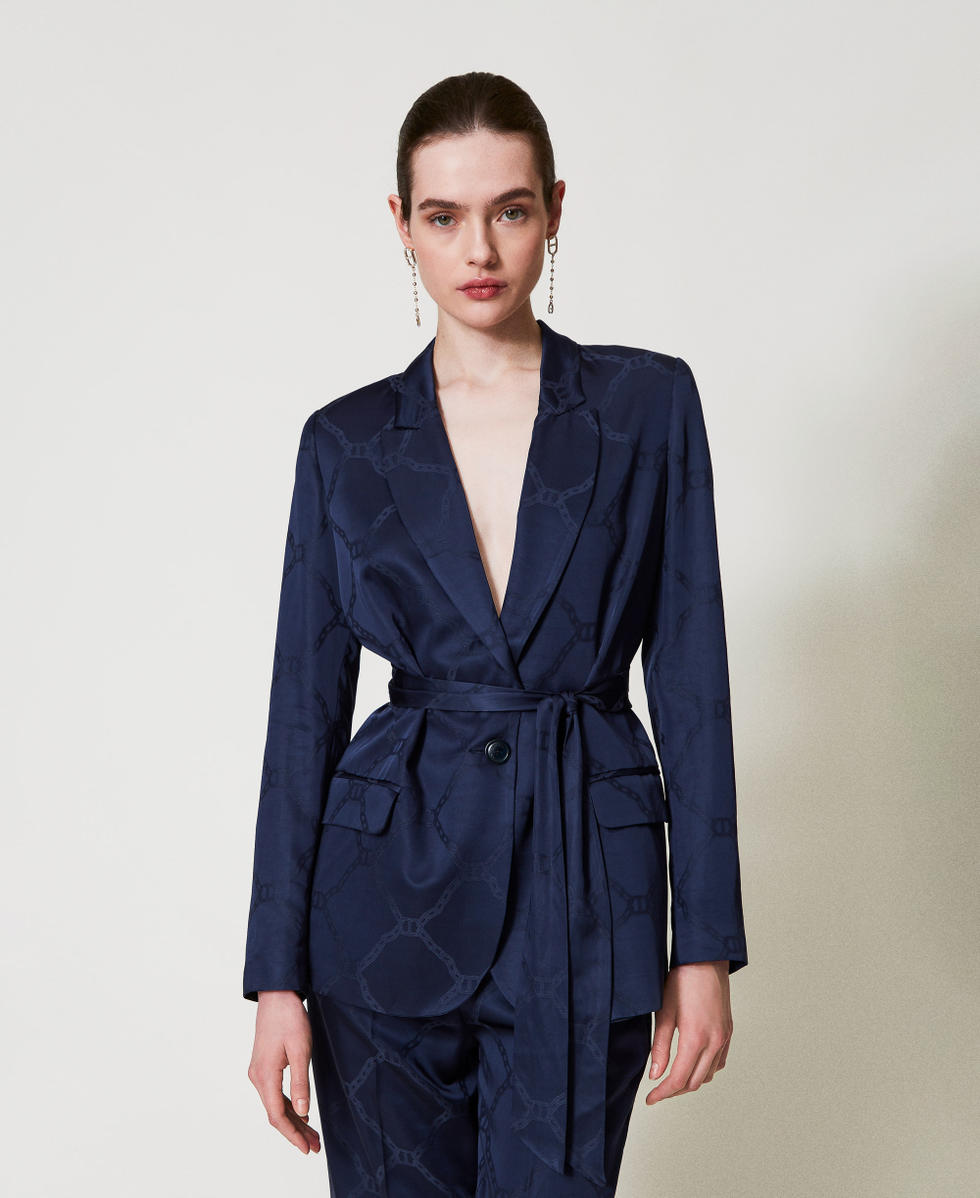 Chaqueta blazer con Oval T jacquard &iacute;ndigo Mujer 251TP2010_00384_05