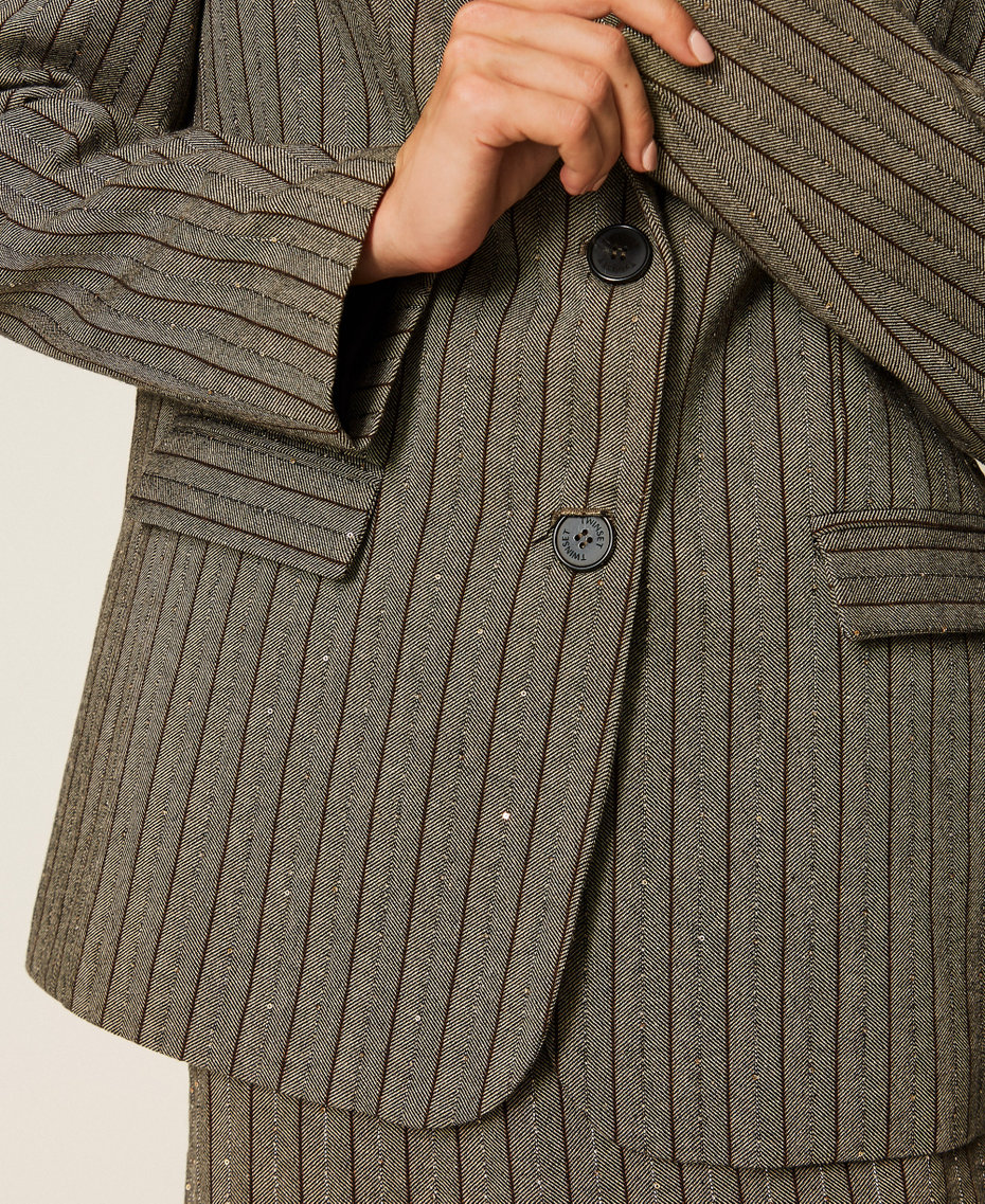 Nadelstreifenblazer mit Pailletten Elfenbein / Schwarz Streifen "Nut"-Braun Frau 262TF2020_14064_05