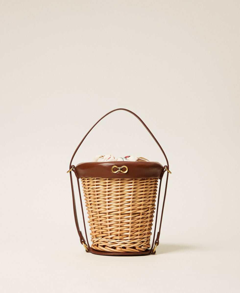 Wicker bucket bag with pouch